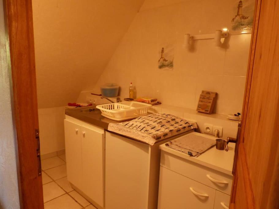 Studio Dans Une Chaumiere De Caractere Baud Zewnętrze zdjęcie