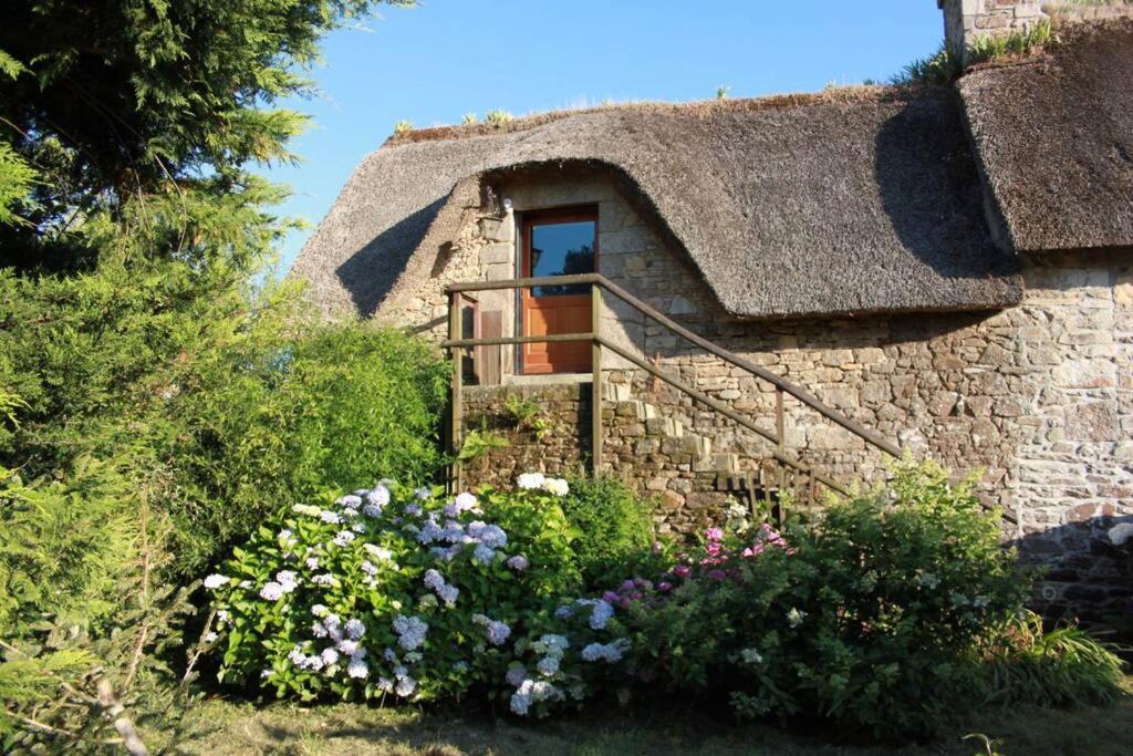Studio Dans Une Chaumiere De Caractere Baud Zewnętrze zdjęcie